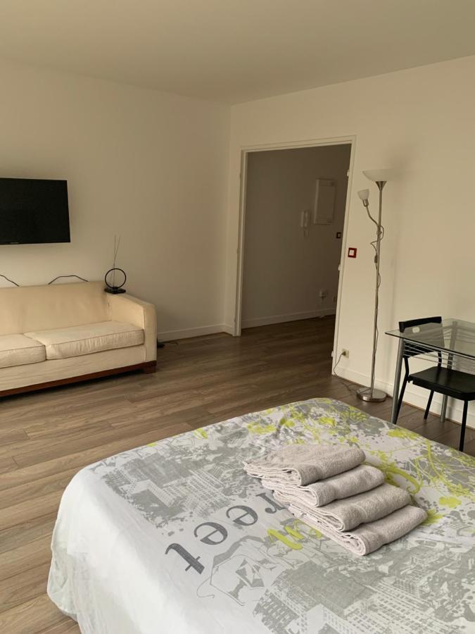 Cambronne 2 Tour Eiffel Paris Apartment Bagian luar foto
