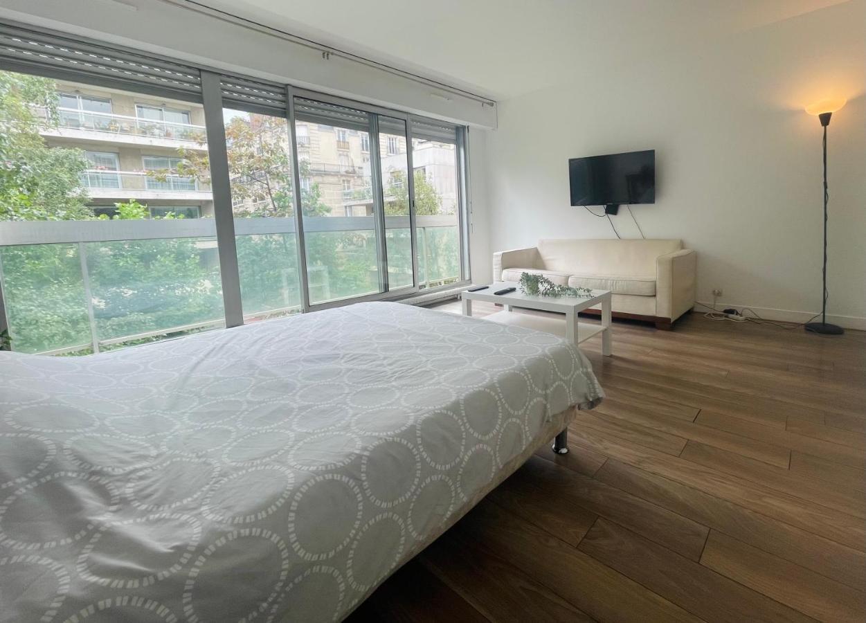 Cambronne 2 Tour Eiffel Paris Apartment Bagian luar foto